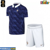Frankreich Heimtrikotsatz Kinder WM 2026 Kurzarm (+ Kurze Hosen)